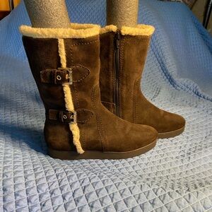 Talbots Dark Brown Suede Winter Boots with Cream Fur Trim